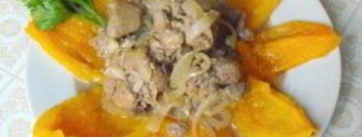 печень, тушеная в белом вине с печеным перцем. Шаг 4