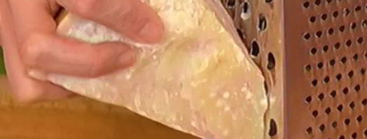 печенье из пармезана со свекольным песто. Шаг 10