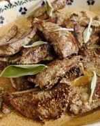 Телячья печень в винном соусе с шалфеем