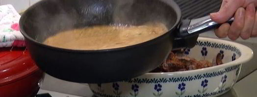 телячья печень в винном соусе с шалфеем. Шаг 5