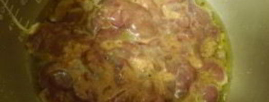 тушеная куриная печень в мультиварке. Шаг 5