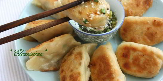 Китайские жареные пельмени