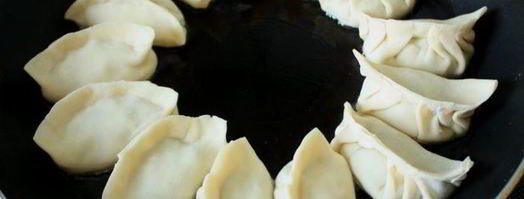 китайские жареные пельмени. Шаг 14