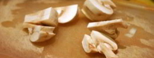 пельмени с грибами в горшочках. Шаг 4