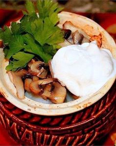 Пельмени в горшочке в духовке