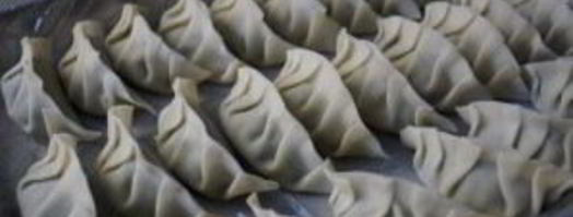 японские пельмени с креветками. Шаг 4