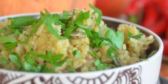 Пилав из булгура с баклажанами