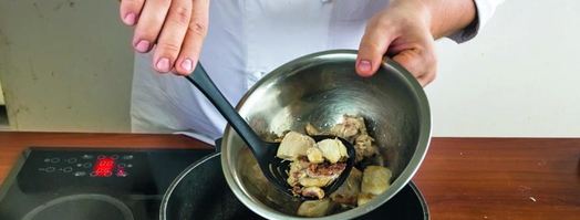плов из куриных бедрышек. Шаг 2