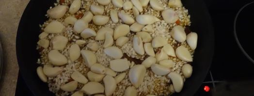 плов с чесноком. Шаг 12