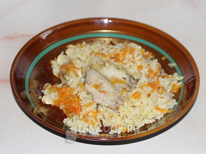 Рецепт плова с куриными крылышками на сковороде