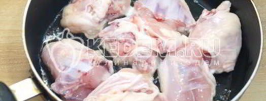 плов с курицей, изюмом и морковью по-корейски. Шаг 3