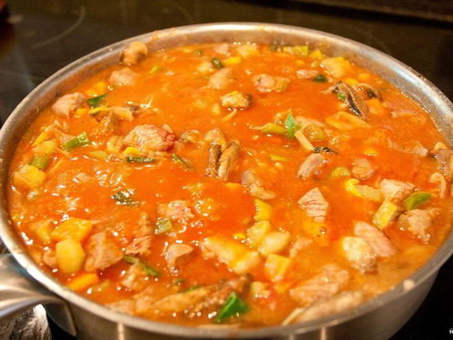 Рецепт подливки из тушенки