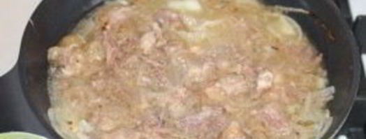 подливка из тушенки. Шаг 4