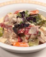 Фрикасе из кролика в белом вине