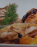 Куриное филе с овощным рагу под бальзамическим соусом