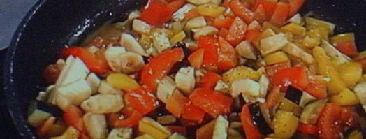 куриное филе с овощным рагу под бальзамическим соусом. Шаг 3