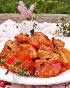 Овощное рагу с куриной грудкой