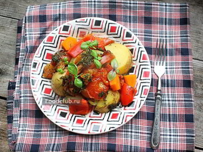 Рецепт овощного рагу в духовке