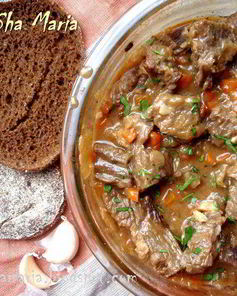 Рагу из говядины с подливой, запеченное под фольгой HomeQueen