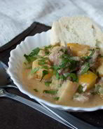 Рагу из свинины с яблоками