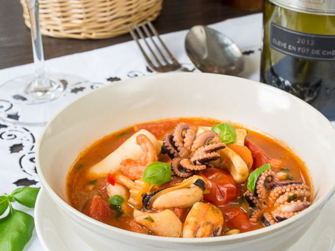 Рецепт томатного рагу из морепродуктов