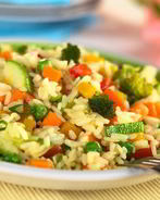 Быстрое ризотто с весенними овощами и козьим сыром