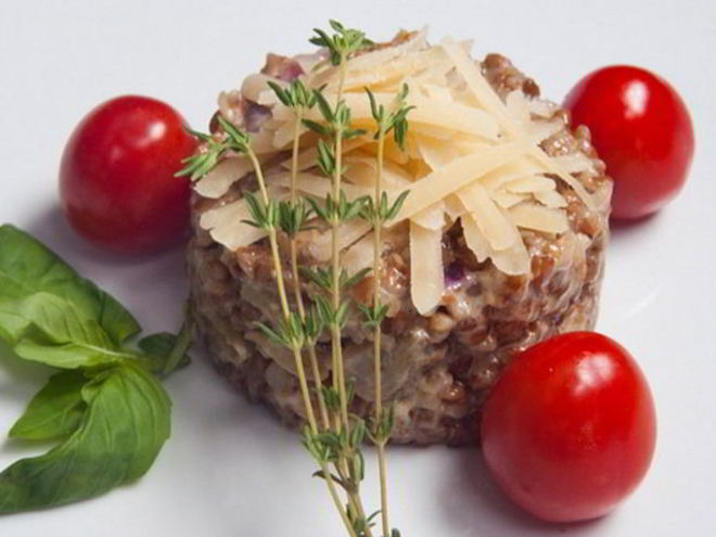 Рецепт гречневого ризотто с сыром