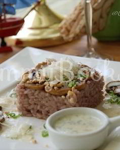 Красное ризотто с горгонцоловым соусом