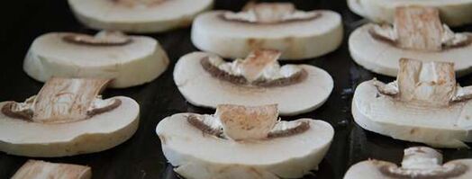 красное ризотто с горгонцоловым соусом. Шаг 18