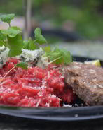 Ризотто со свеклой и стейками