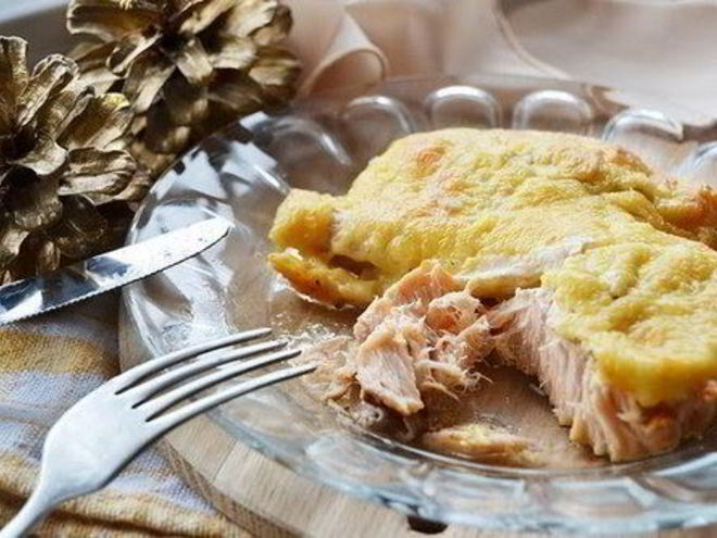 Рецепт горбуши под майонезом и сыром в духовке