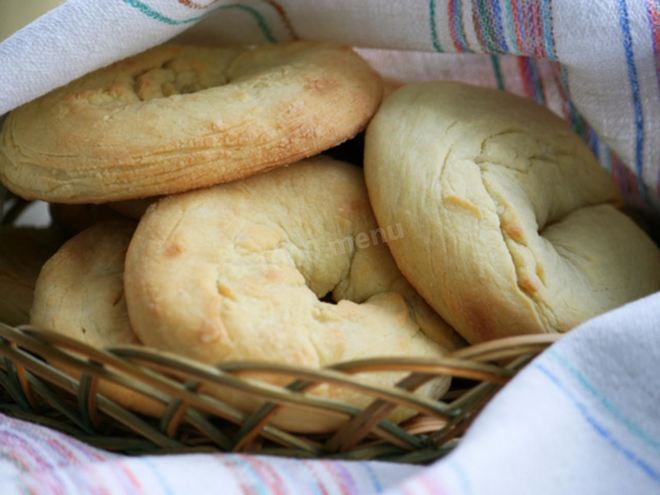 Рецепт калачиков в духовке на сметане