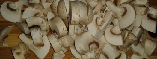 карп запеченный с грибами в сметане. Шаг 4