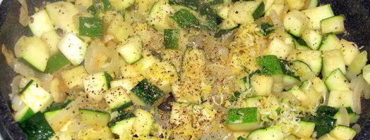 лосось в кунжуте на подушке из цукини. Шаг 6