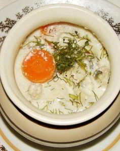 Минтай запеченный в духовке с картошкой со сметаной