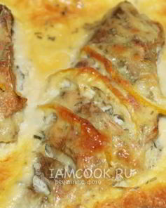 Морской окунь в сырном соусе