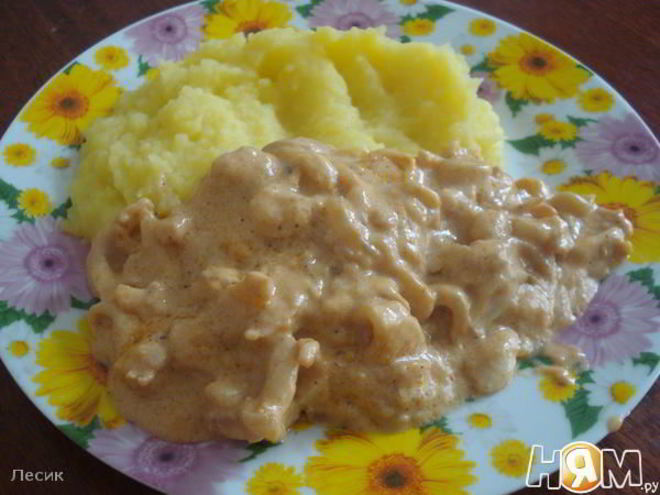 Рецепт остреньких кальмаров в сметане