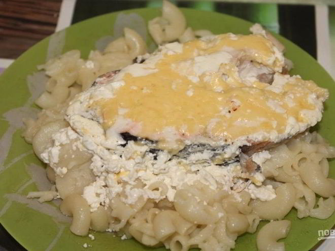 Рецепт рыбы под сливочным соусом в духовке