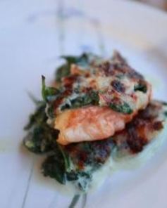 Рыба со шпинатом в духовке