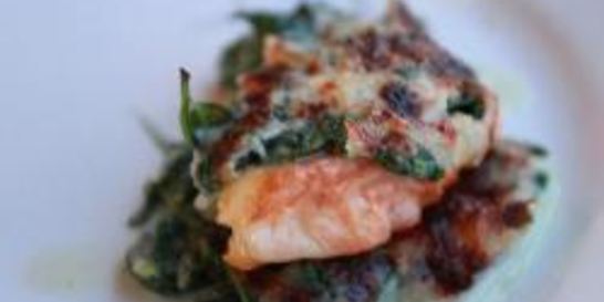 Рыба со шпинатом в духовке