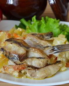 Рыба в горшочке с картошкой