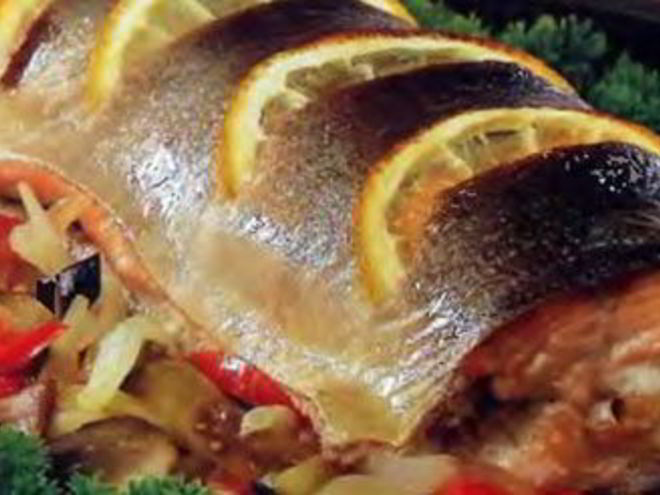 Рецепт рыбы, запеченной с овощами