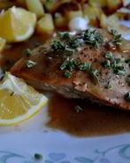 Семга в винном соусе