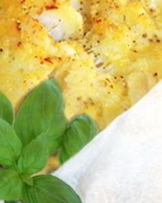 Треска с апельсиновым соусом и помидорами