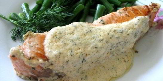 Тушеная красная рыба