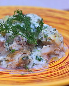 Запеченный судак со сметаной