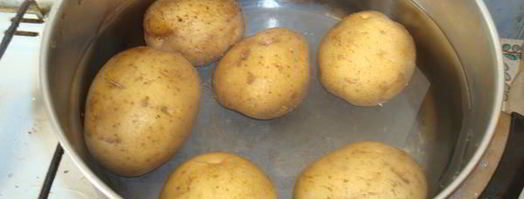 жареная рыба с картошкой и луком. Шаг 2