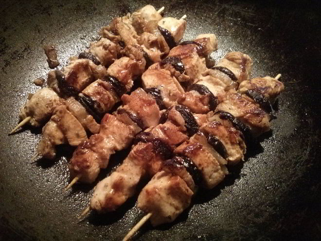 Рецепт куриных шашлычков с черносливом