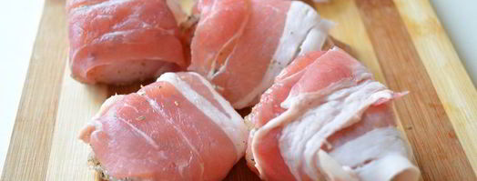 куриные шашлычки в беконе на шпажках. Шаг 4