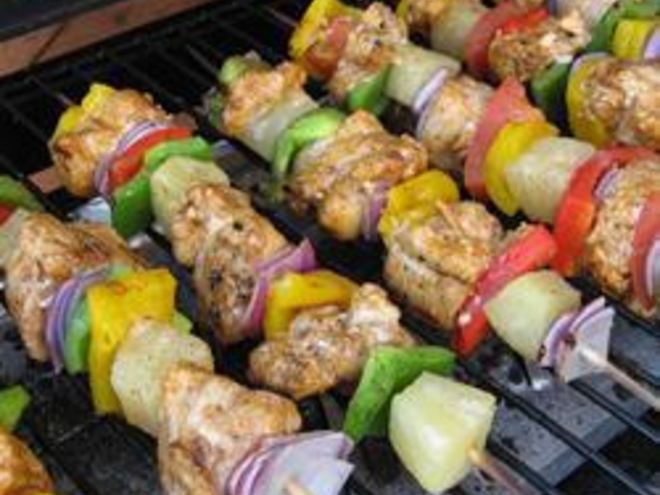 Рецепт куриных шашлычков в лимонном маринаде